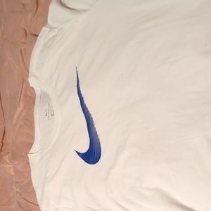 New Nike t-shirt